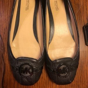 Michael Kors black flats